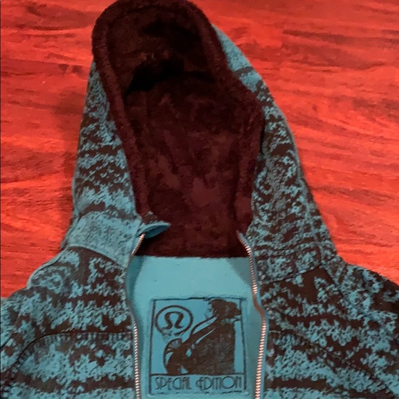 Special Edition Lulu lemon scuba hoodie - Picture 8 of 10